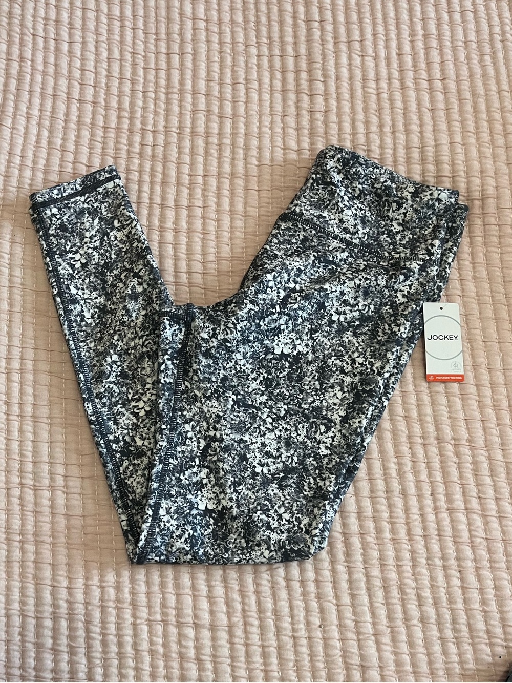 New Jockey Women’s Black & White flower pattern workout athletic leggings small